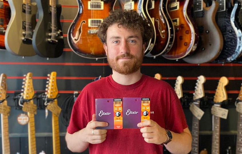 Acoustic Guitar Strings - What is the best gauge of strings for me and