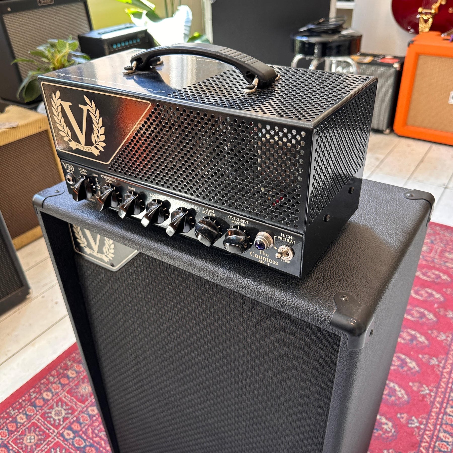 Victory V30 The Countess MKII Head + V212VV Cabinet - Preowned