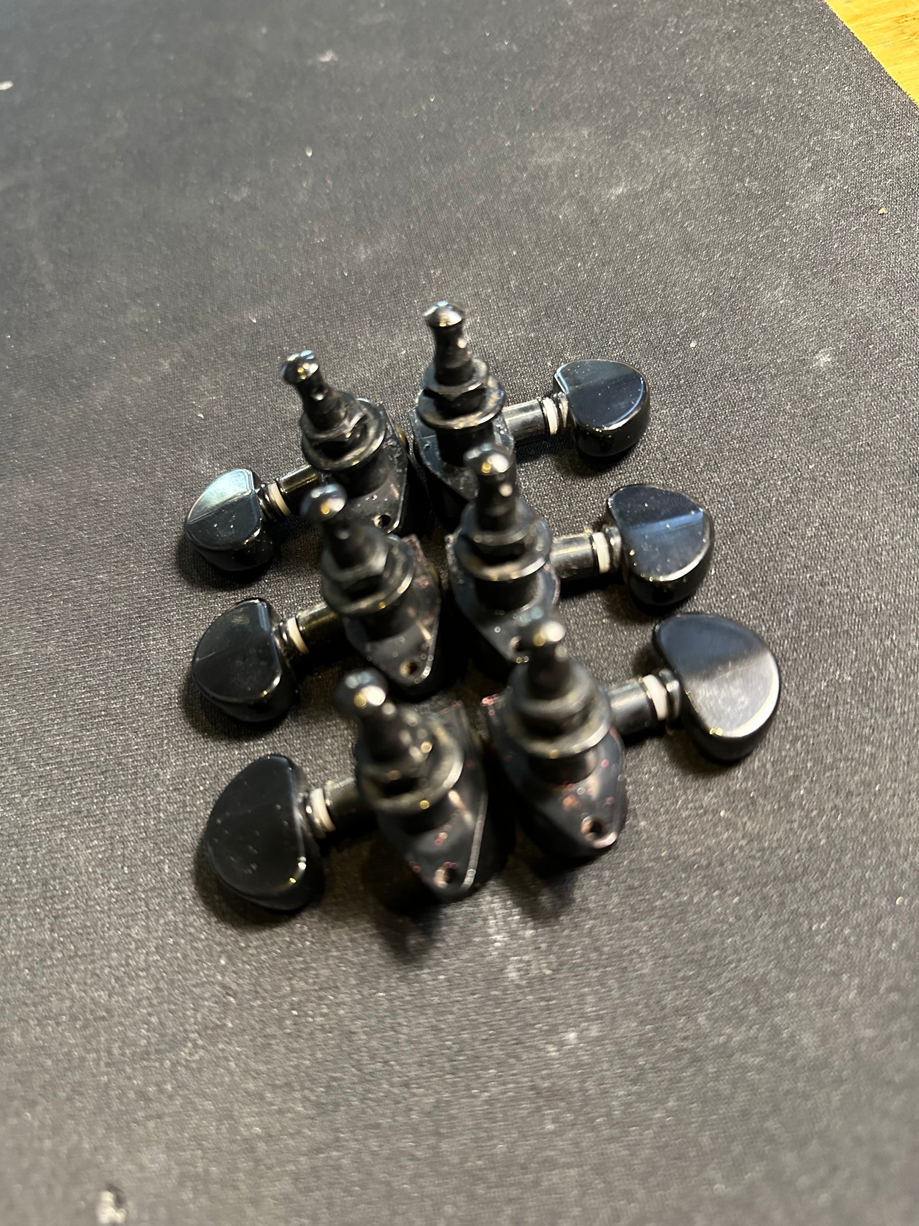 Grover 3x3 Rotomatic Machine Heads - Black - Preowned