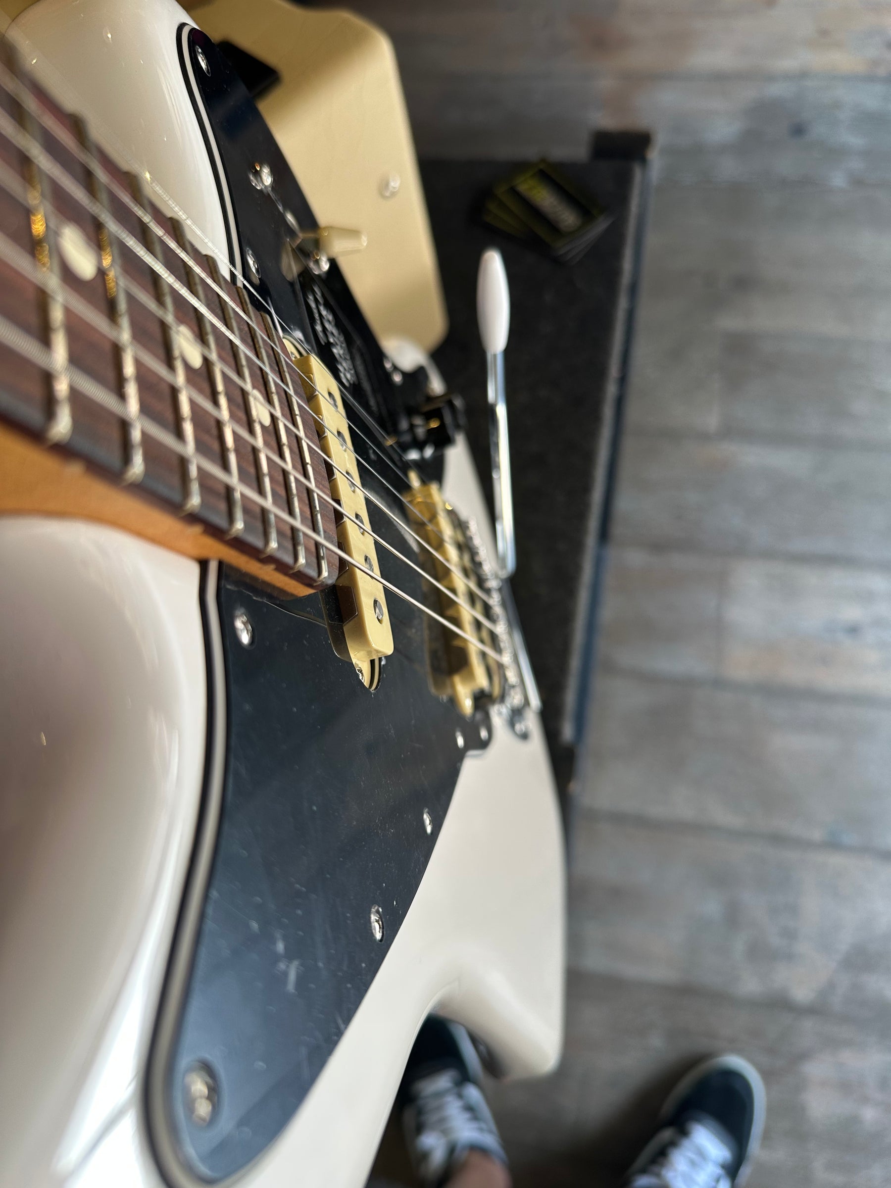Fender Player II Jaguar - Rosewood Fingerboard - Polar White - B-Stock
