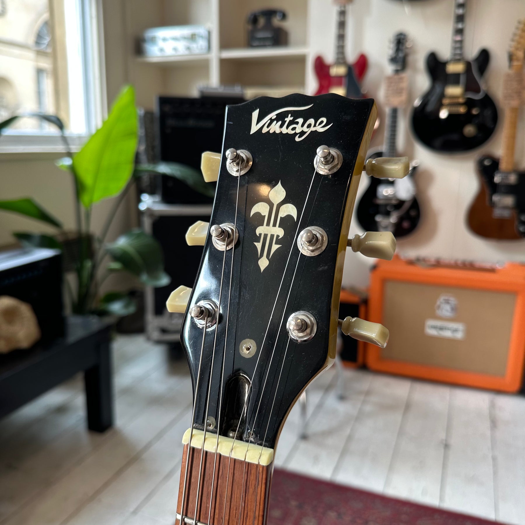 Vintage Les Paul Style With P90s - Transparent Yellow - Preowned