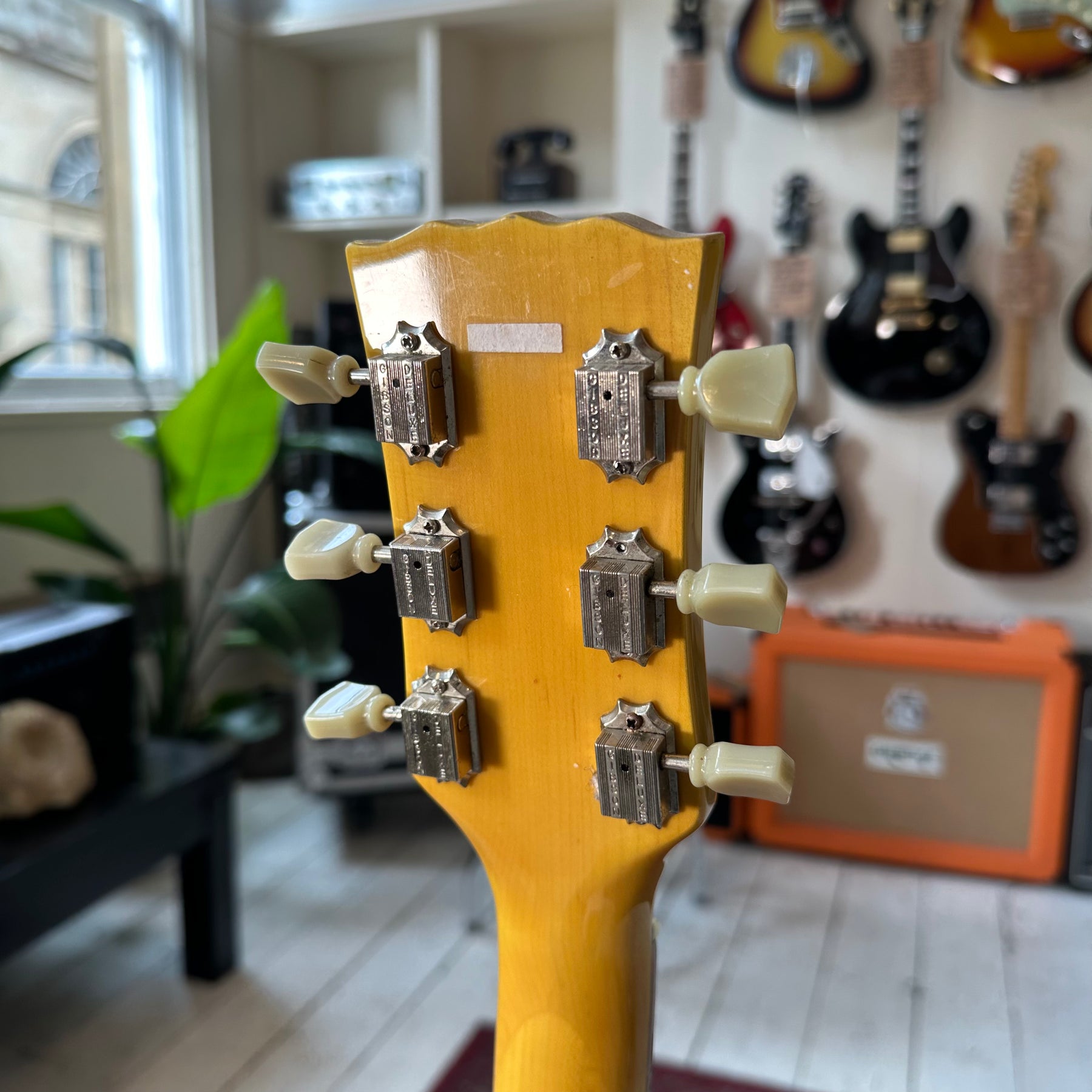 Vintage Les Paul Style With P90s - Transparent Yellow - Preowned