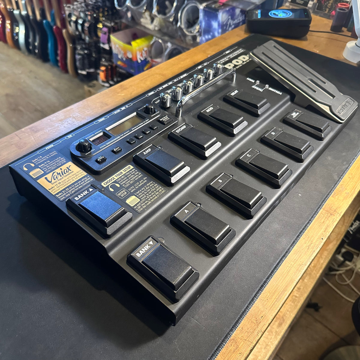Line 6 POD XT Live Guitar Multi Effects - Preowned