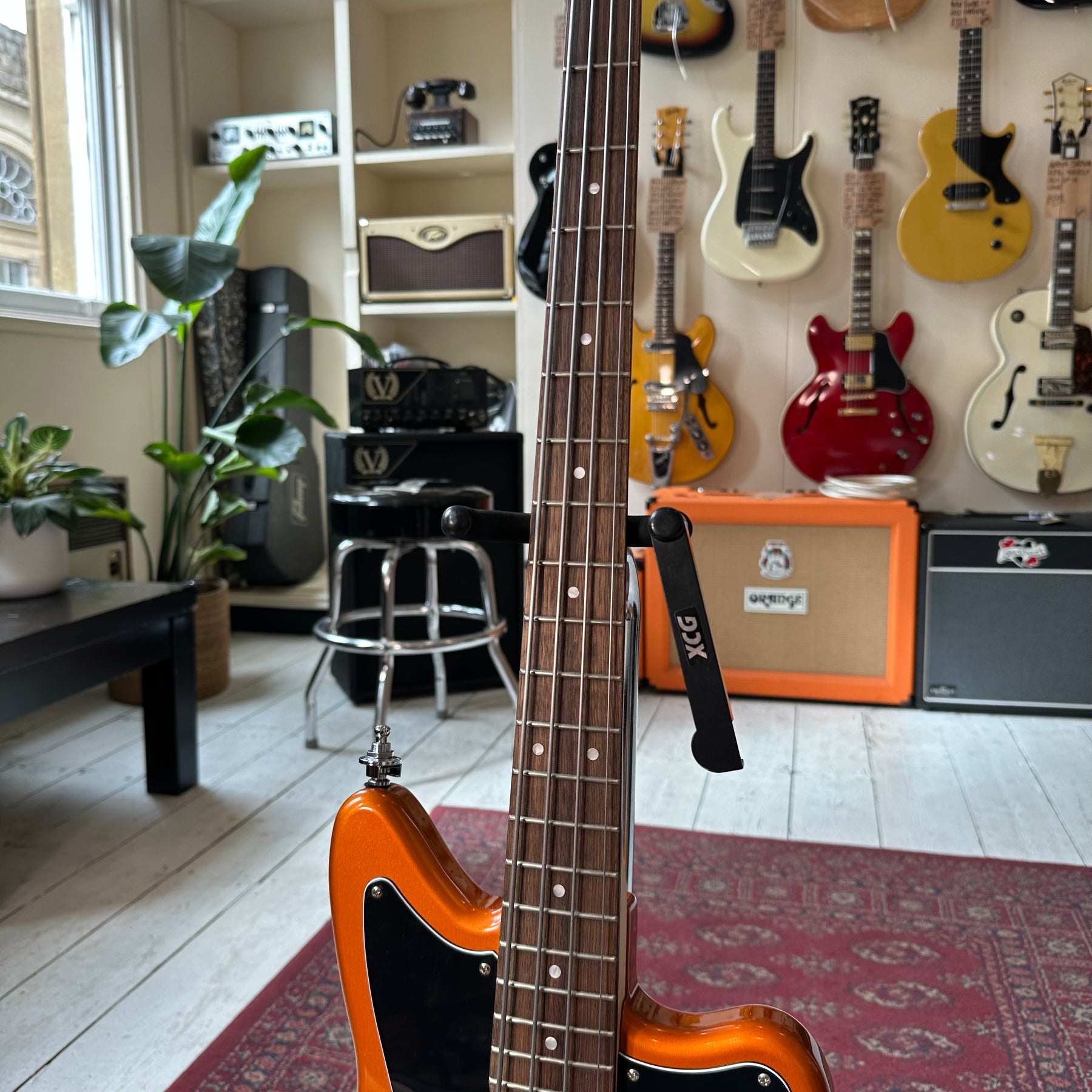 Squier Affinity Series Jaguar Bass H - Laurel Fingerboard - Matching Headstock - Metallic Orange - Preowned