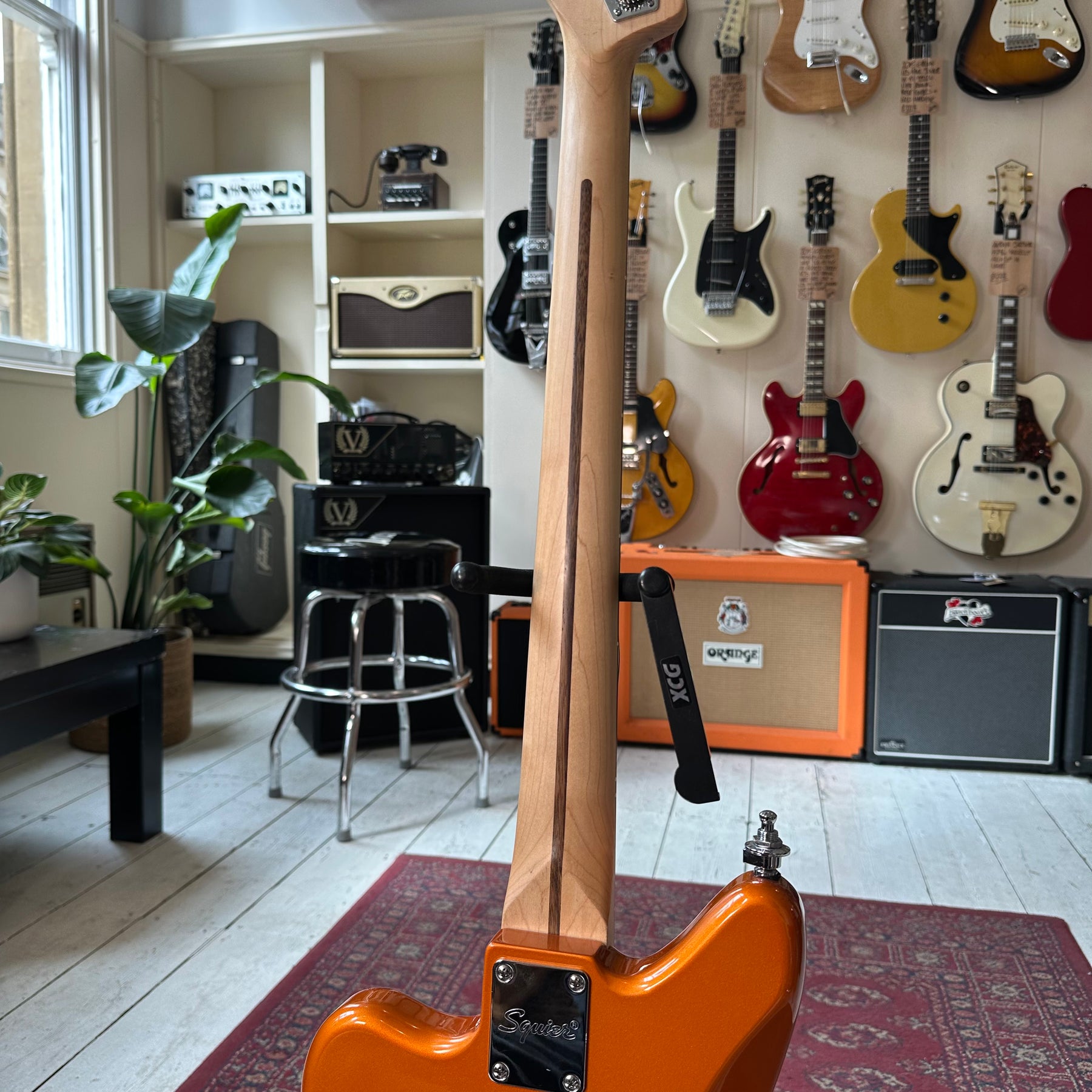Squier Affinity Series Jaguar Bass H - Laurel Fingerboard - Matching Headstock - Metallic Orange - Preowned