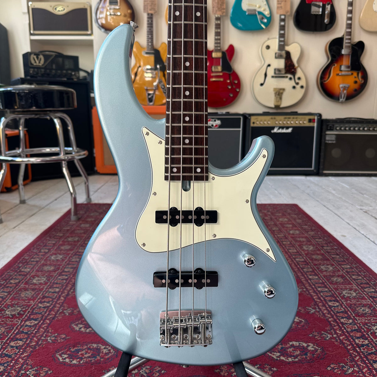 Aria Pro II RSB-1000 Bass Guitar - Metallic Ice - Preowned