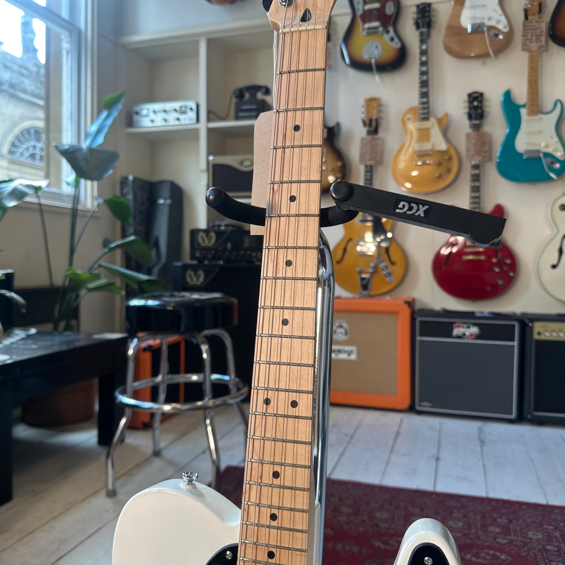 Squier Sonic Esquire H - Arctic White - Preowned