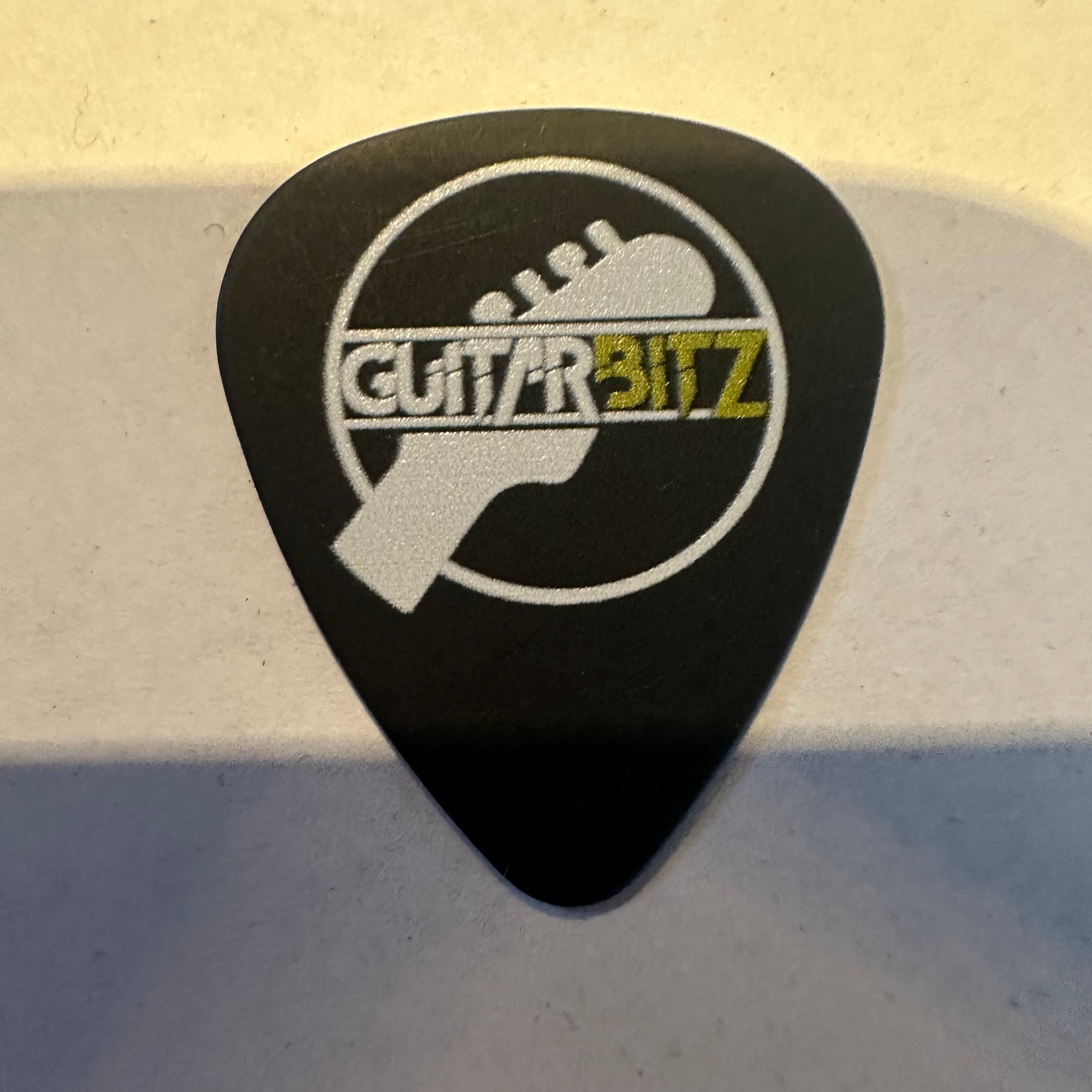 Guitarbitz Music Store Pick