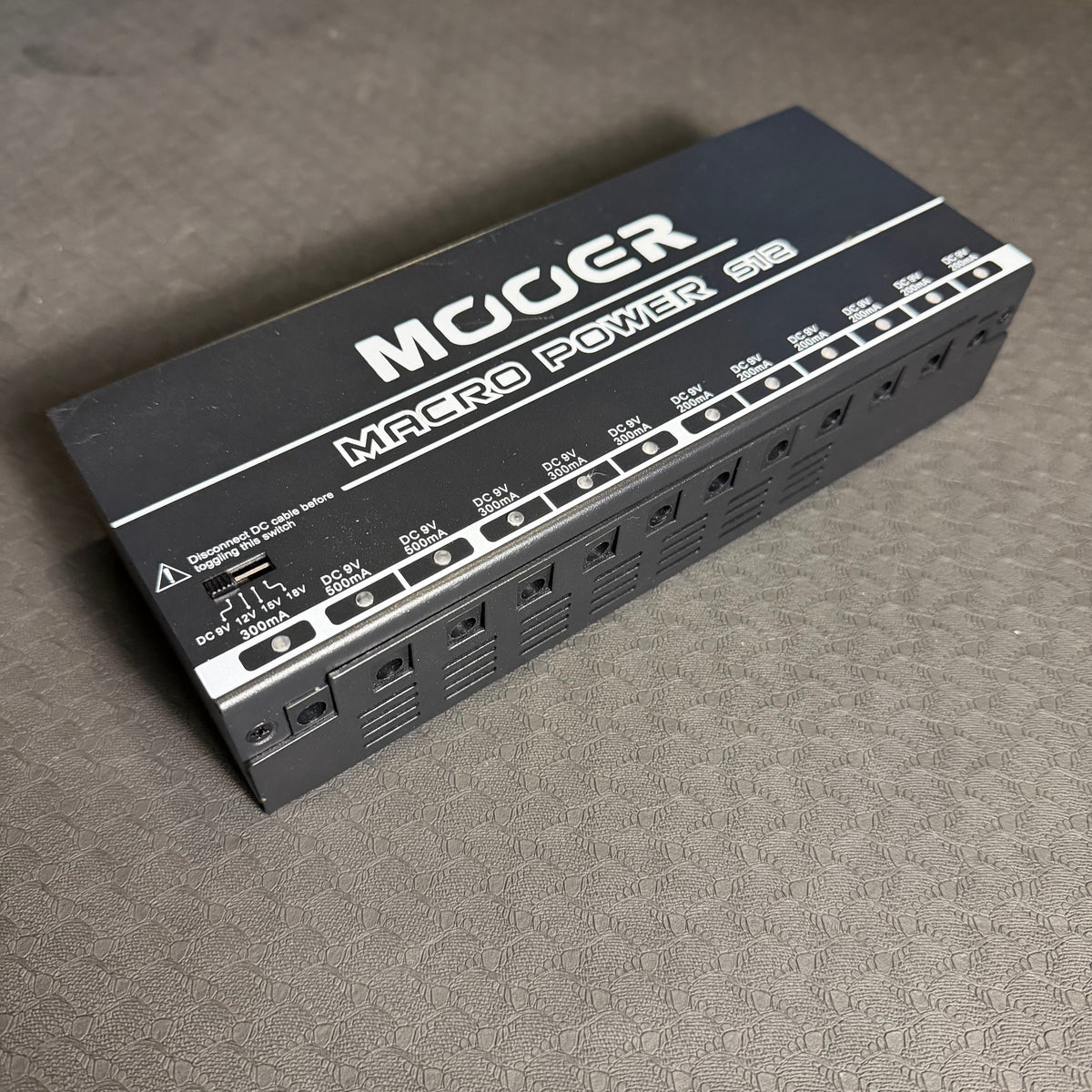 Mooer Macro Power S12 12-Out Power Supply - Preowned