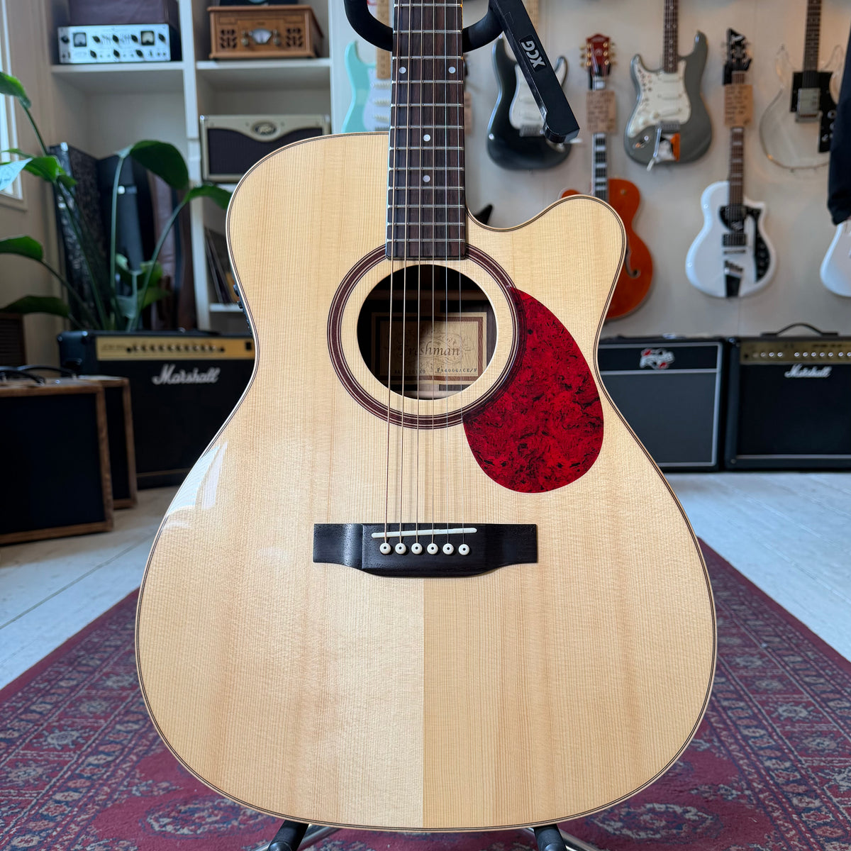 Freshman Electro Acoustic Guitar All Solid - Natural - Preowned