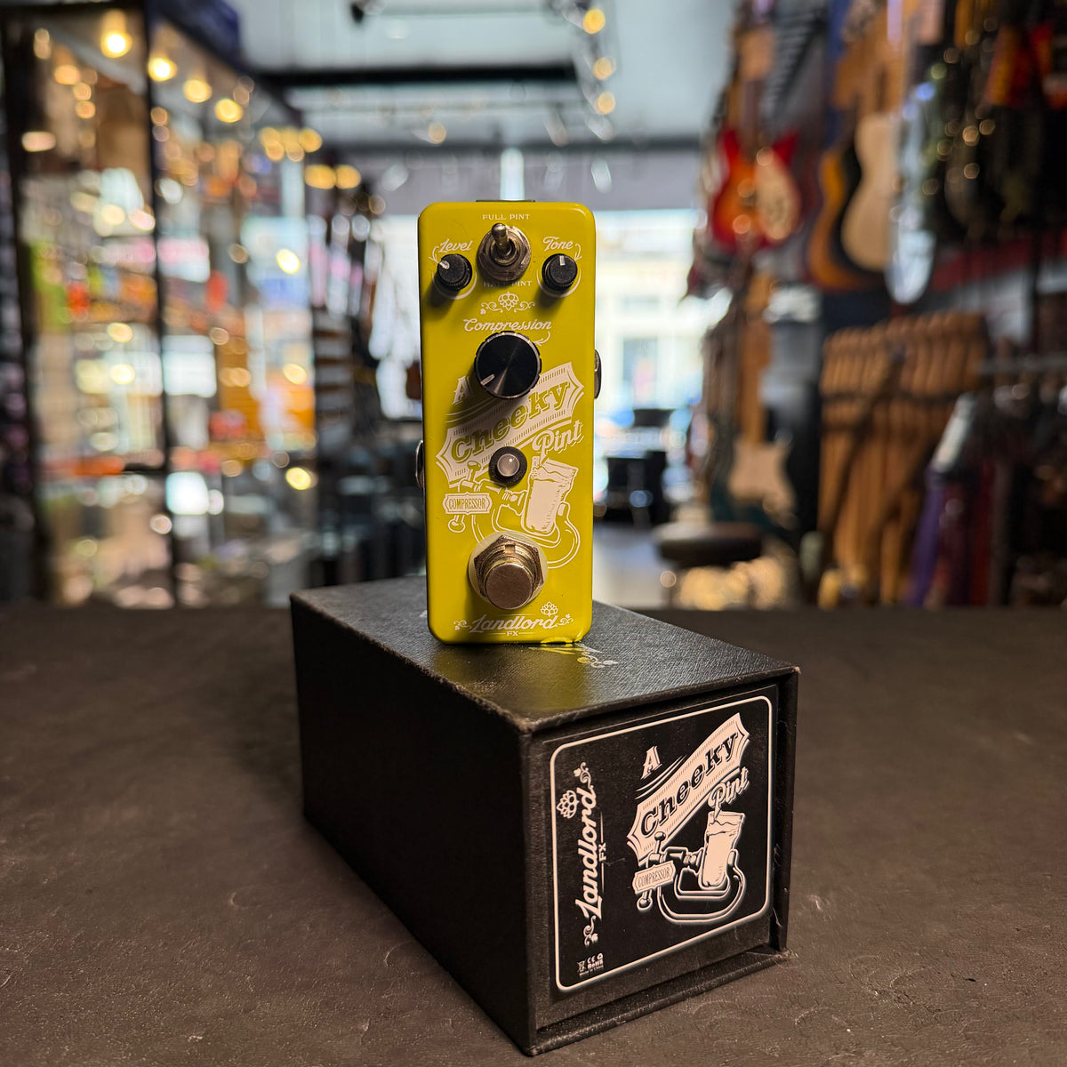 Landlord FX A Cheeky Pint Compressor Pedal - Preowned with Box