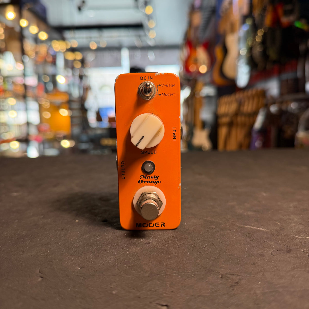 Mooer Ninety Orange Anolog Phaser Pedal - Preowned
