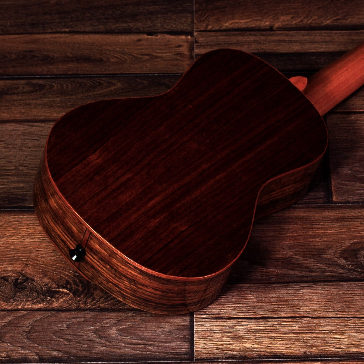 Barnes & Mullins Concert Ukulele - Walnut