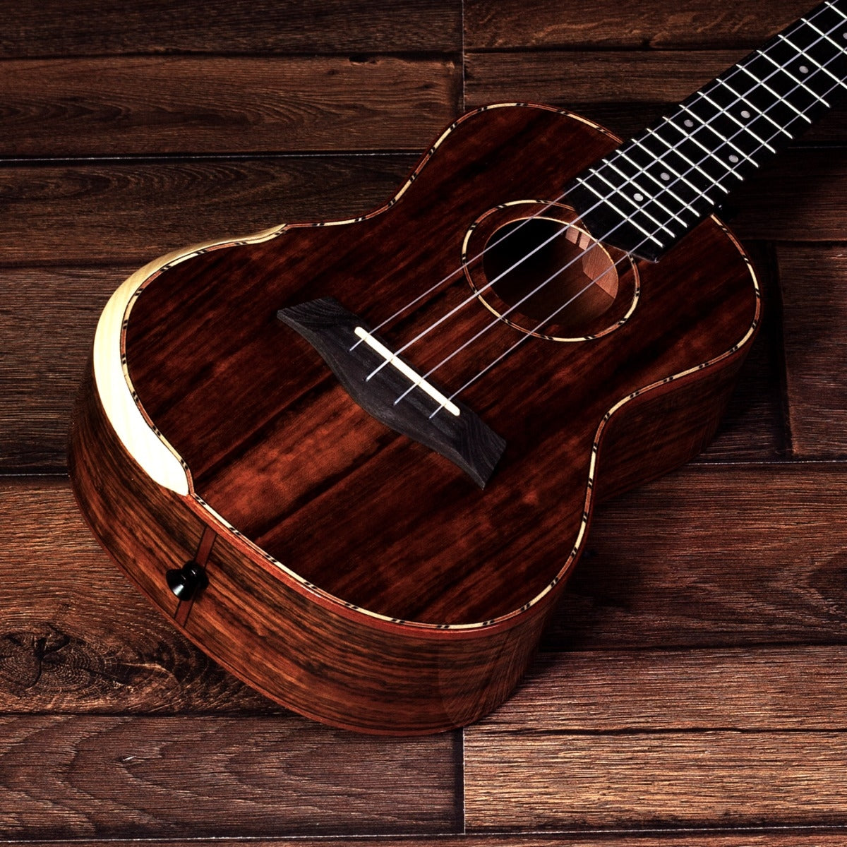 Barnes & Mullins Concert Ukulele - Walnut