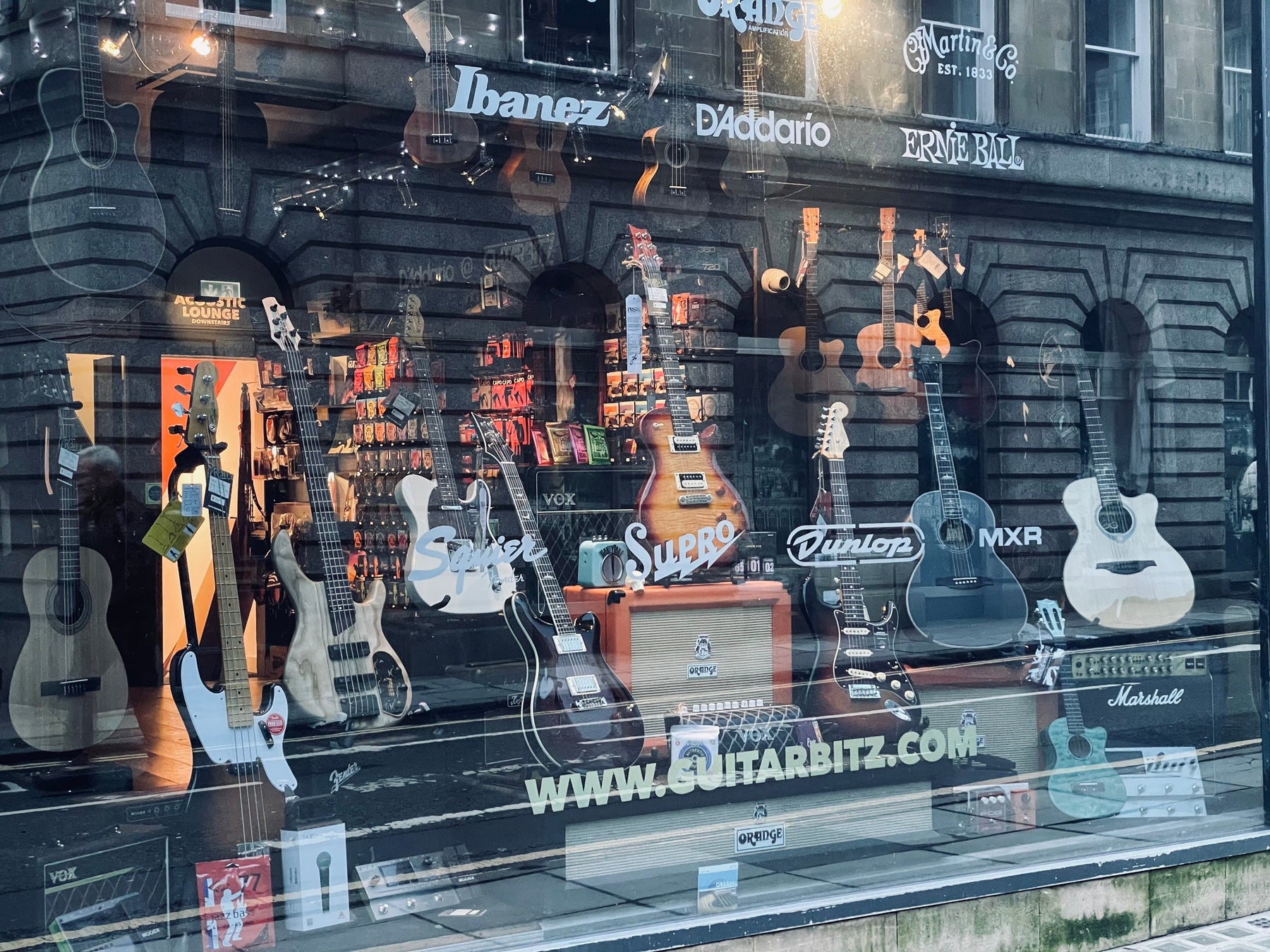 Guitarbitz Guitar Shop