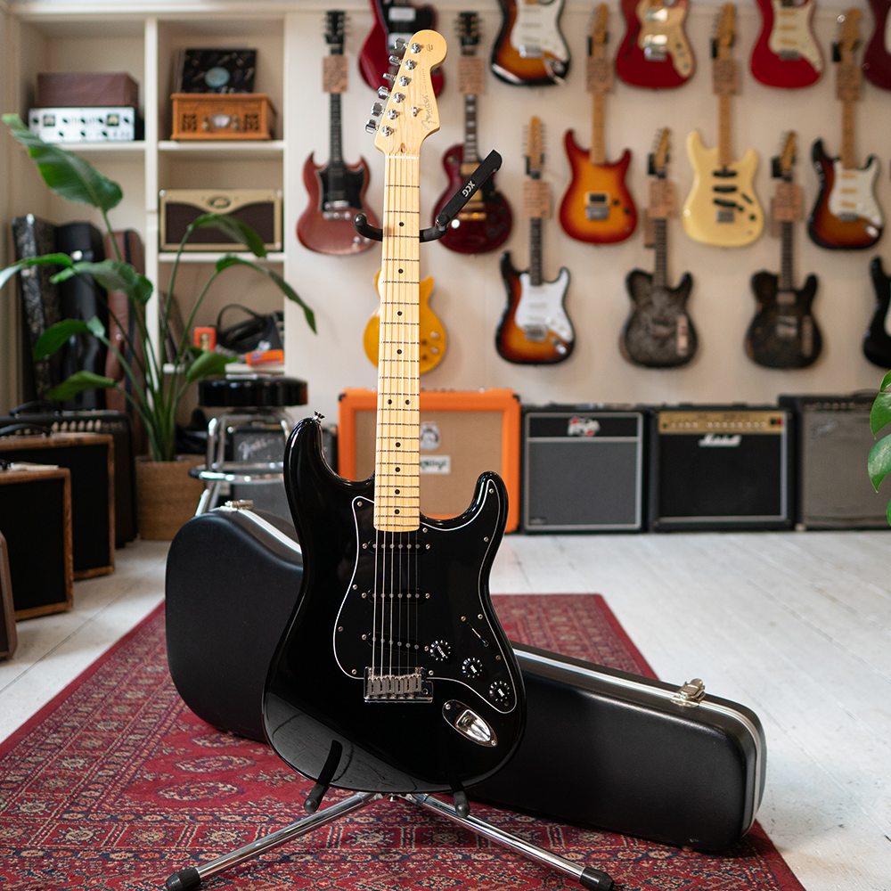 2005 Fender USA Standard Stratocaster - Black with Original Hard Case - Preowned
