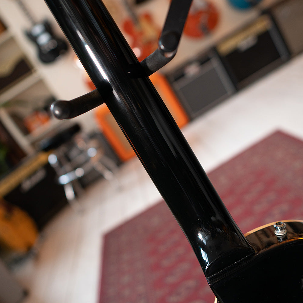 2005 Gibson Les Paul Standard W/OHSC - Ebony - Preowned