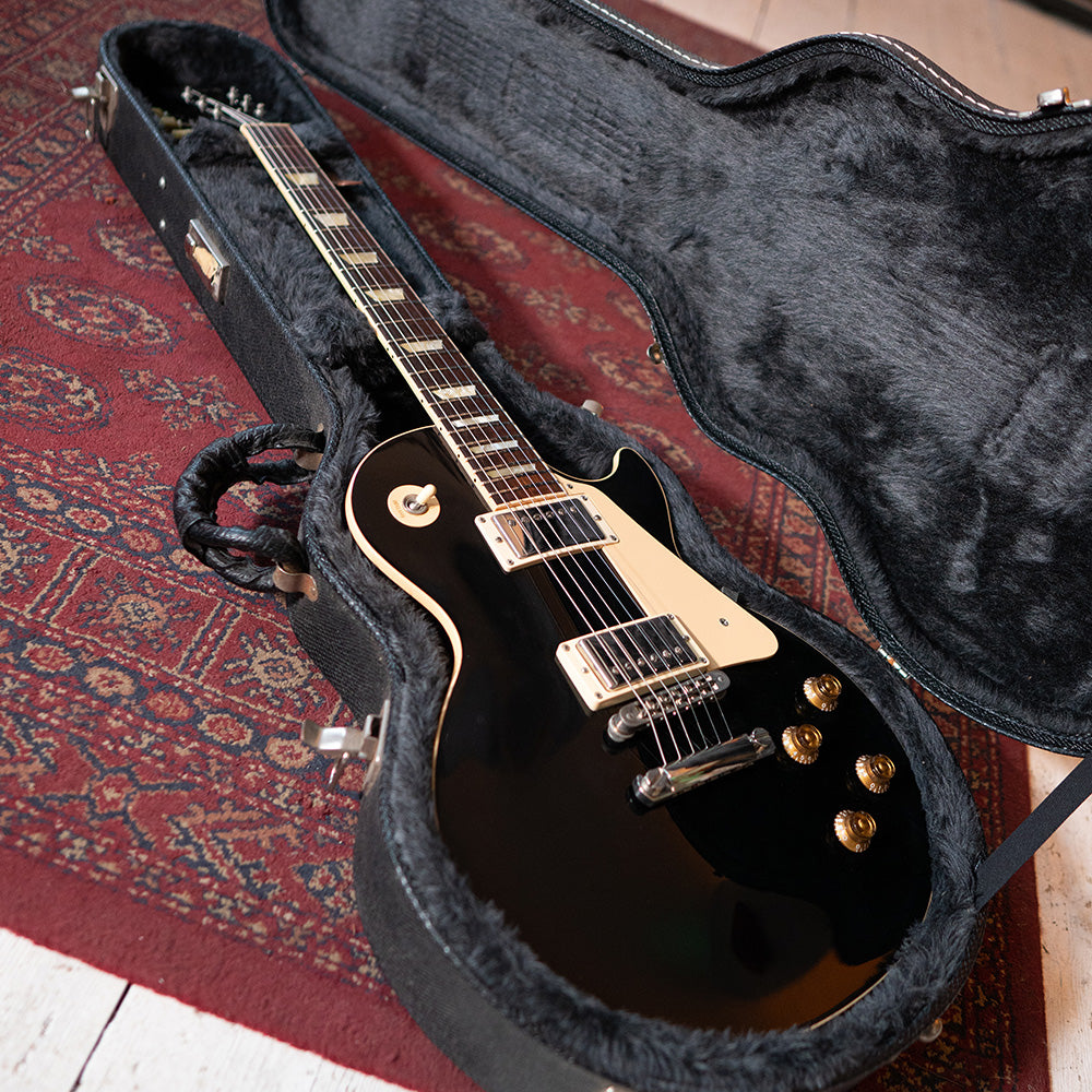 2005 Gibson Les Paul Standard W/OHSC - Ebony - Preowned