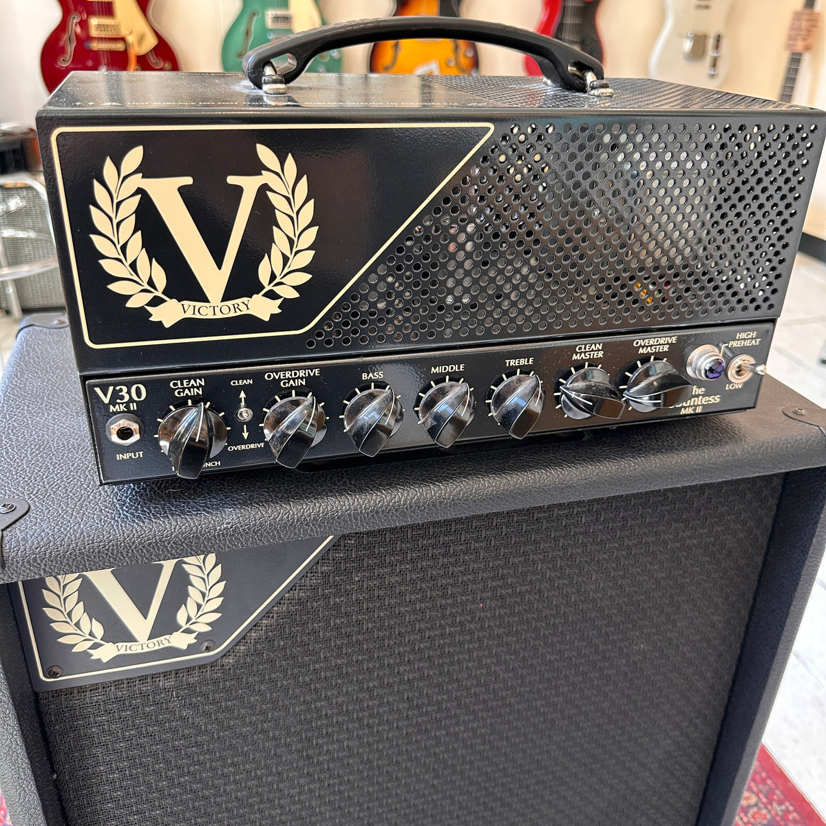 Victory V30 The Countess MKII Head + V212VV Cabinet - Preowned
