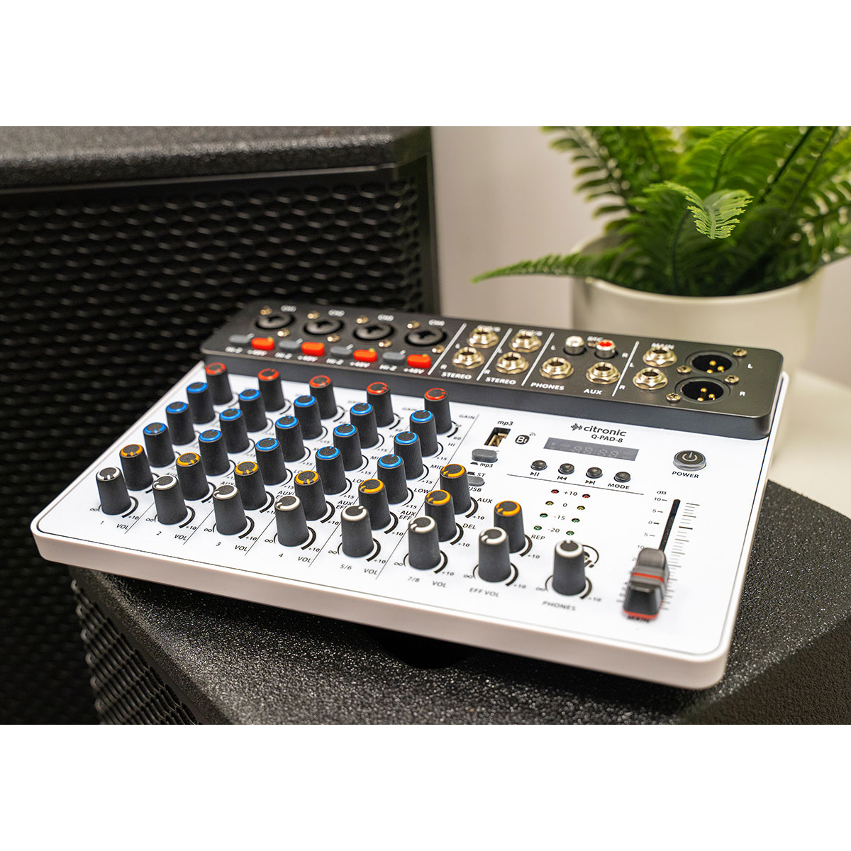 Citronic Q-PAD-8 Compact Mixer 8 Channel