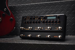 NU-X Trident Amp Simulator & Multi-FX Pedal