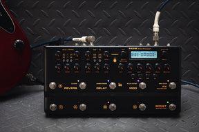 NU-X Trident Amp Simulator & Multi-FX Pedal
