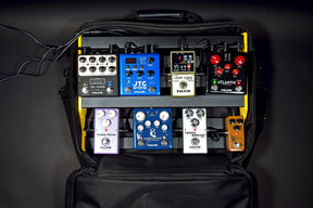 NU-X Medium Bumblebee Pedalboard + Bag + Accessories
