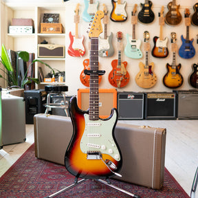 2016 Fender Custom Shop '59 Ressue NOS With OHSC And Candy - 3 Tone Sunburst - Preowned