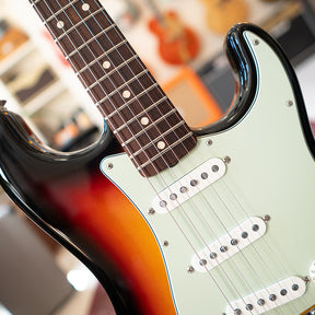 2016 Fender Custom Shop '59 Ressue NOS With OHSC And Candy - 3 Tone Sunburst - Preowned