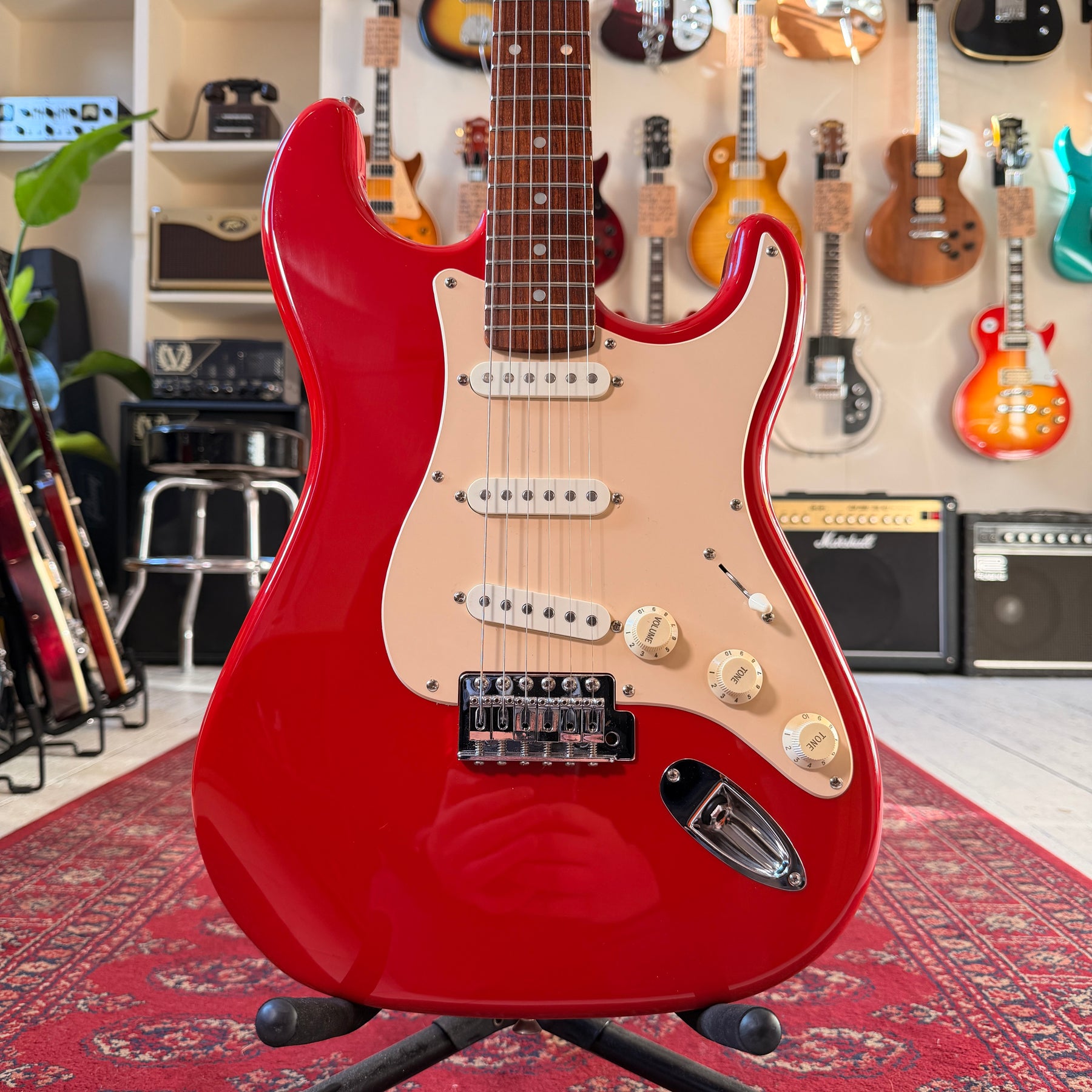 Squier Affinity Stratocaster - Red - Preowned