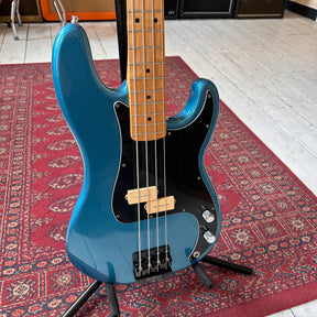 2015 Fender Standard Precision Bass - Lake Placid Blue - Preowned