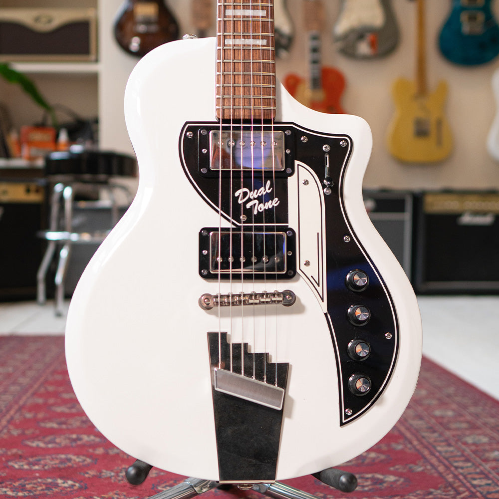 Supro Dual Tone, 1961 David Bowie Ltd Edition - White - Preowned