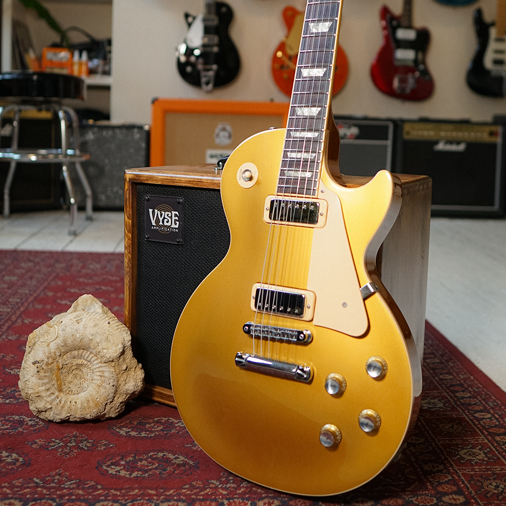 2001 Gibson Les Paul Deluxe Gold Top - OHSC - Preowned