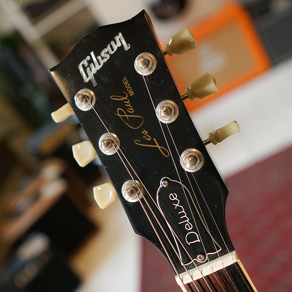 2001 Gibson Les Paul Deluxe Gold Top - OHSC - Preowned