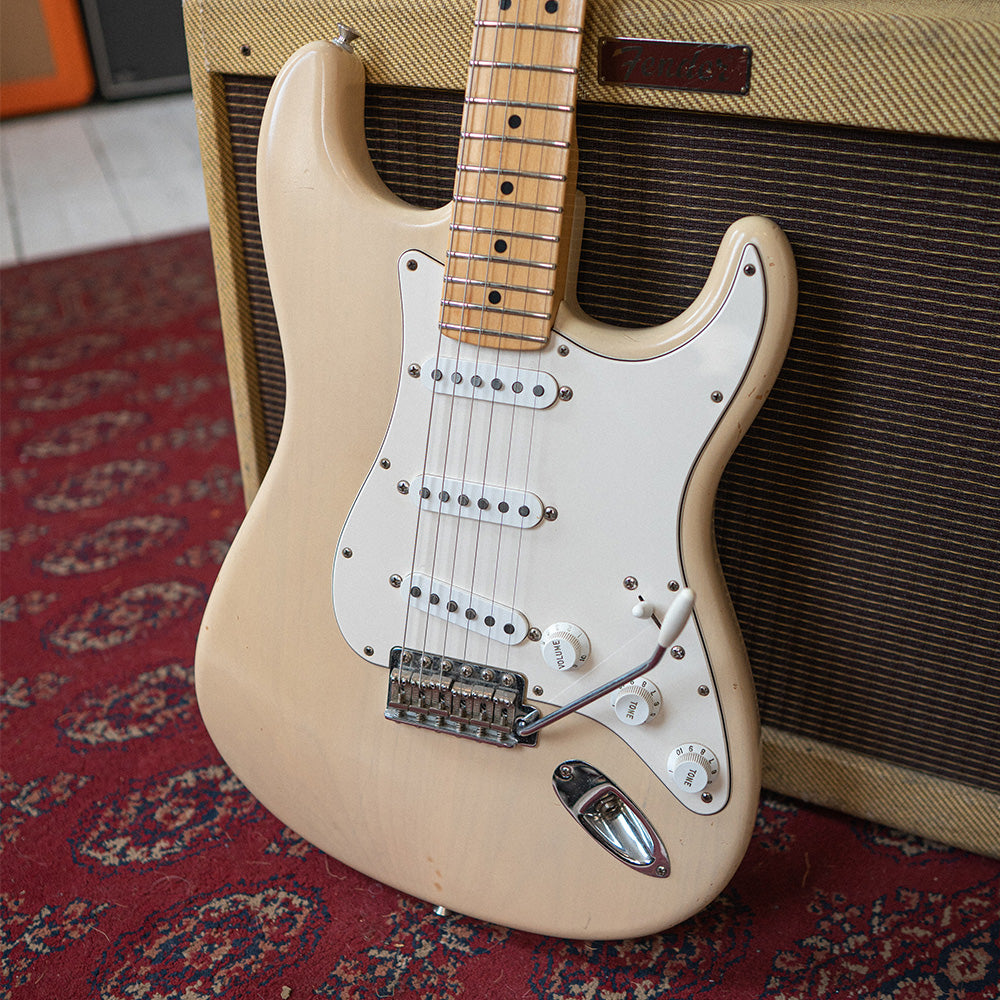 2003 Fender USA Highway One Stratocaster - Honey Blonde - Preowned