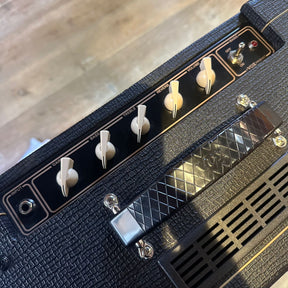 Vox AC10C1 All Valve Combo Electric Guitar Amplifier - Preowned