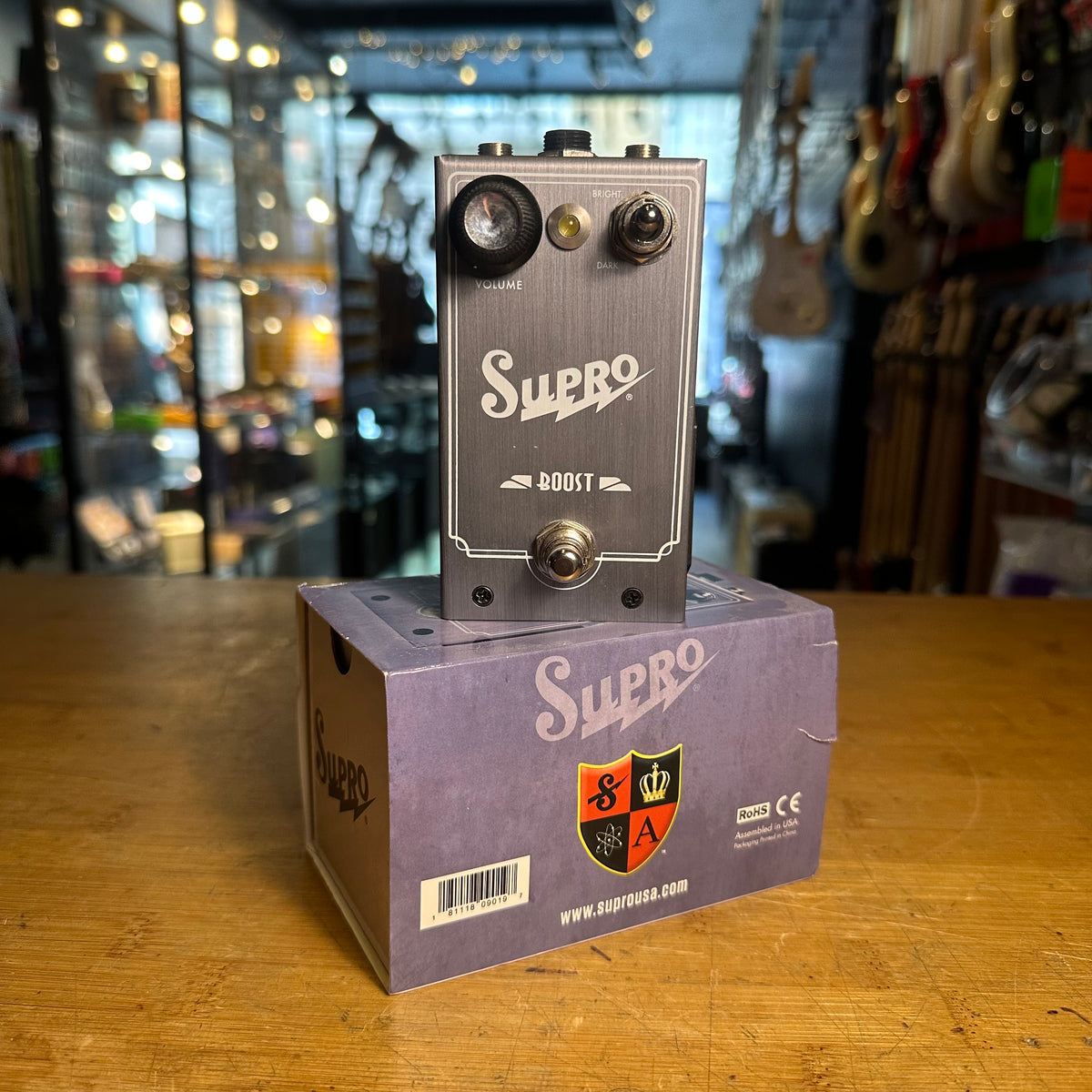 Supro Booster Effects Pedal - Preowned