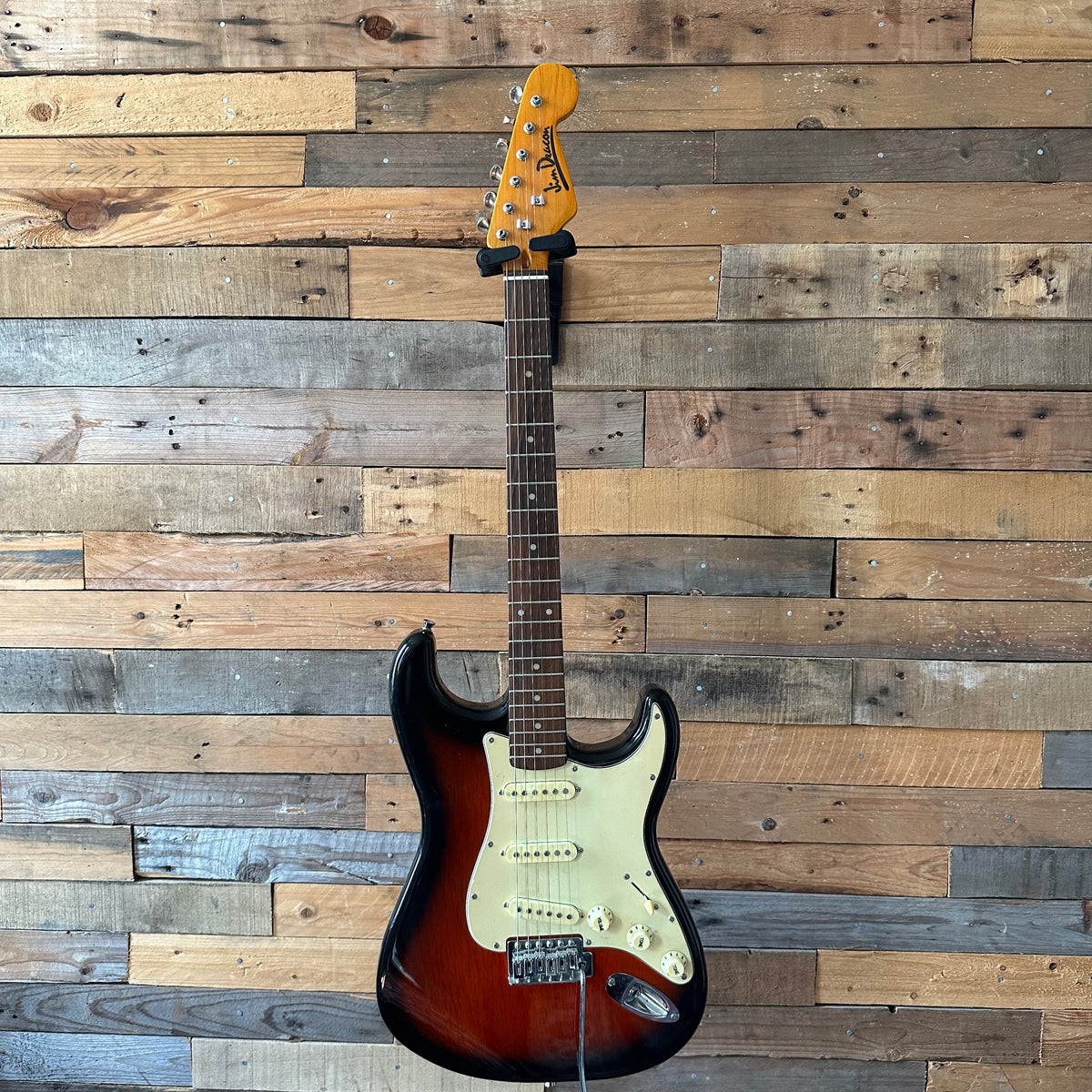 Jim Deacon Stratocaster Copy - Black - Preowned