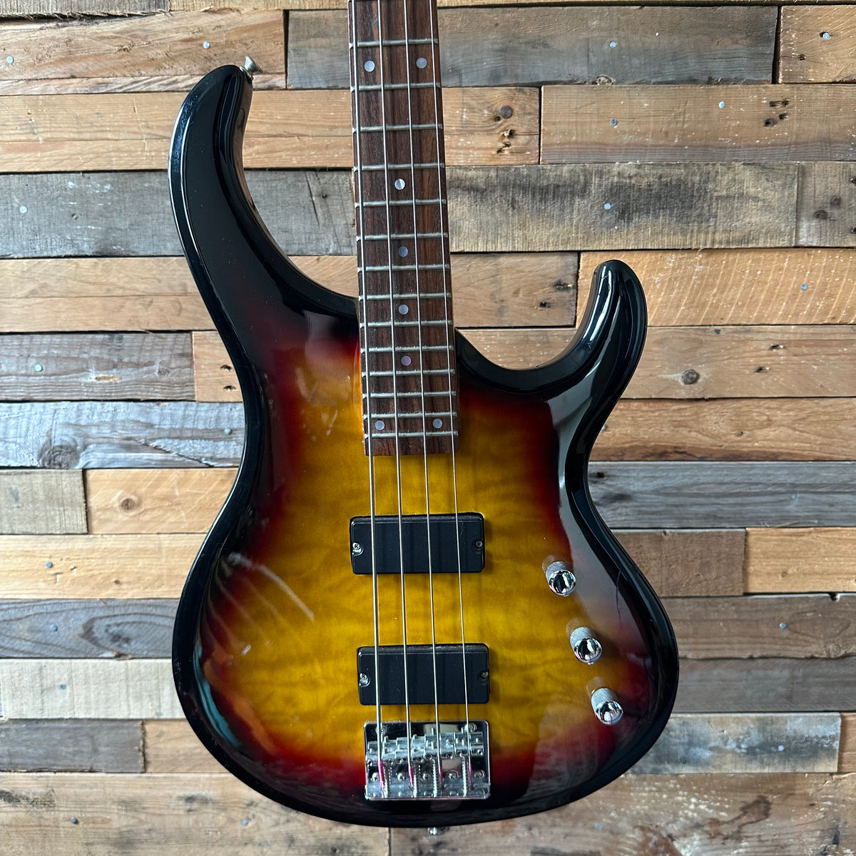 Alba 4 String Electric Bass Guitar - Sunburst - Preowned