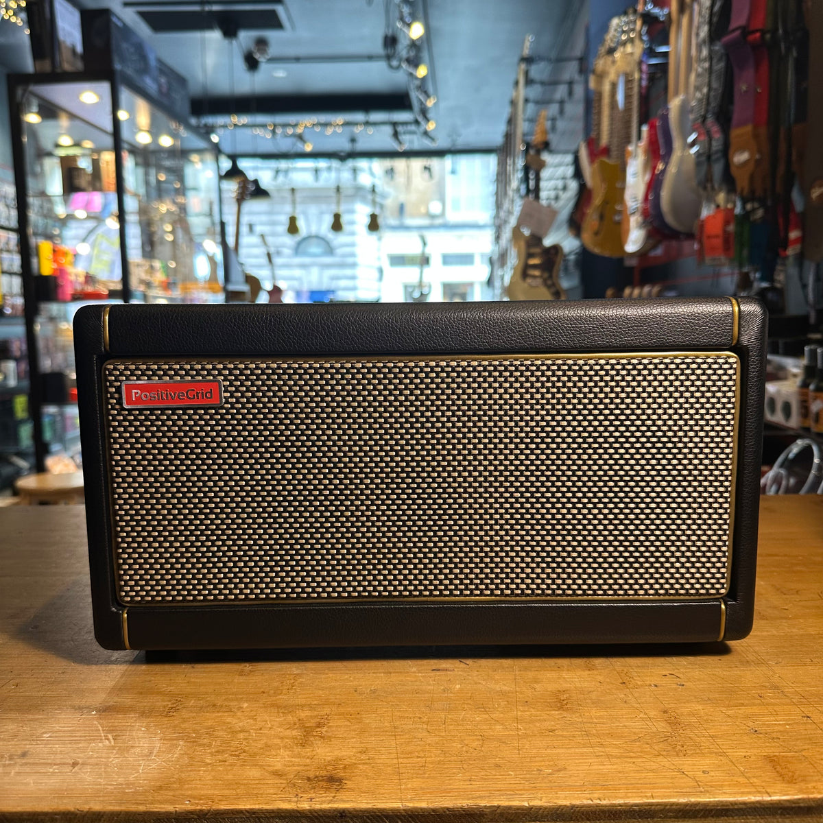 Positive Grid Spark Guitar And Bass 40w Combo Amplifier with Gig Bag - Preowned