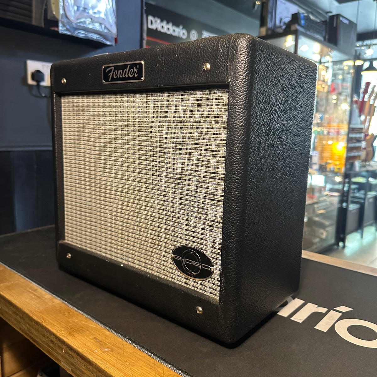 Fender G-DEC Junior Electric Guitar Amplifier WIth Built in Effects - Preowned