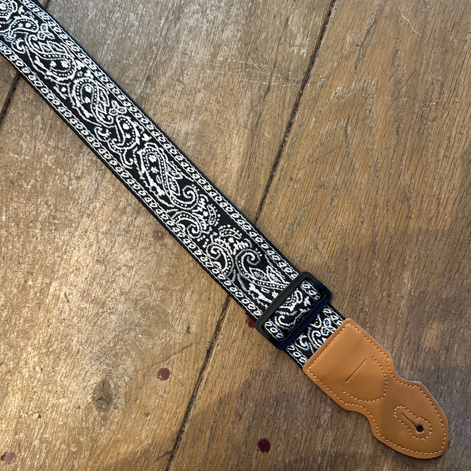 Guitarbitz Guitar Strap 2 Inch