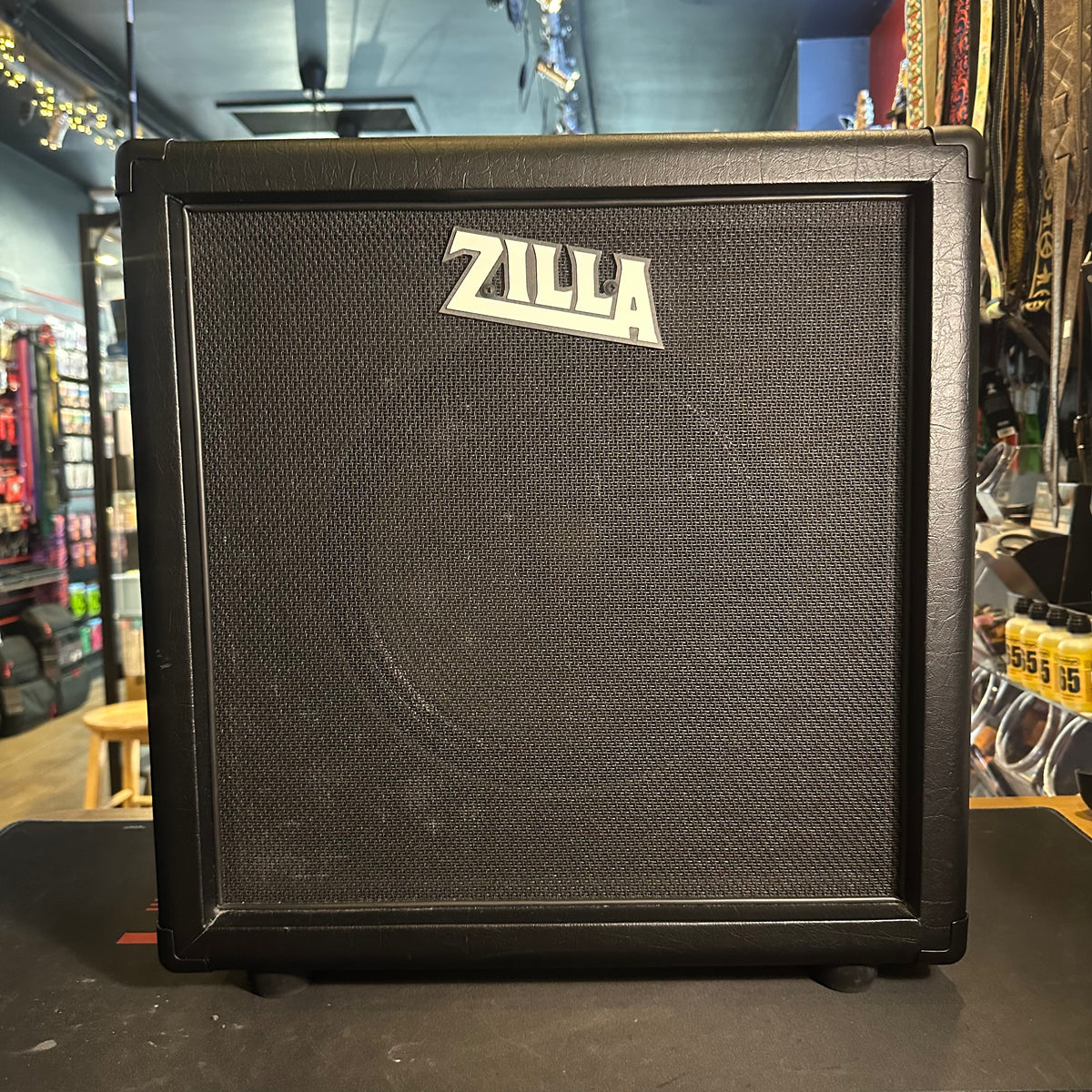 Zilla 1X12 Speaker Cabinet - Preowned