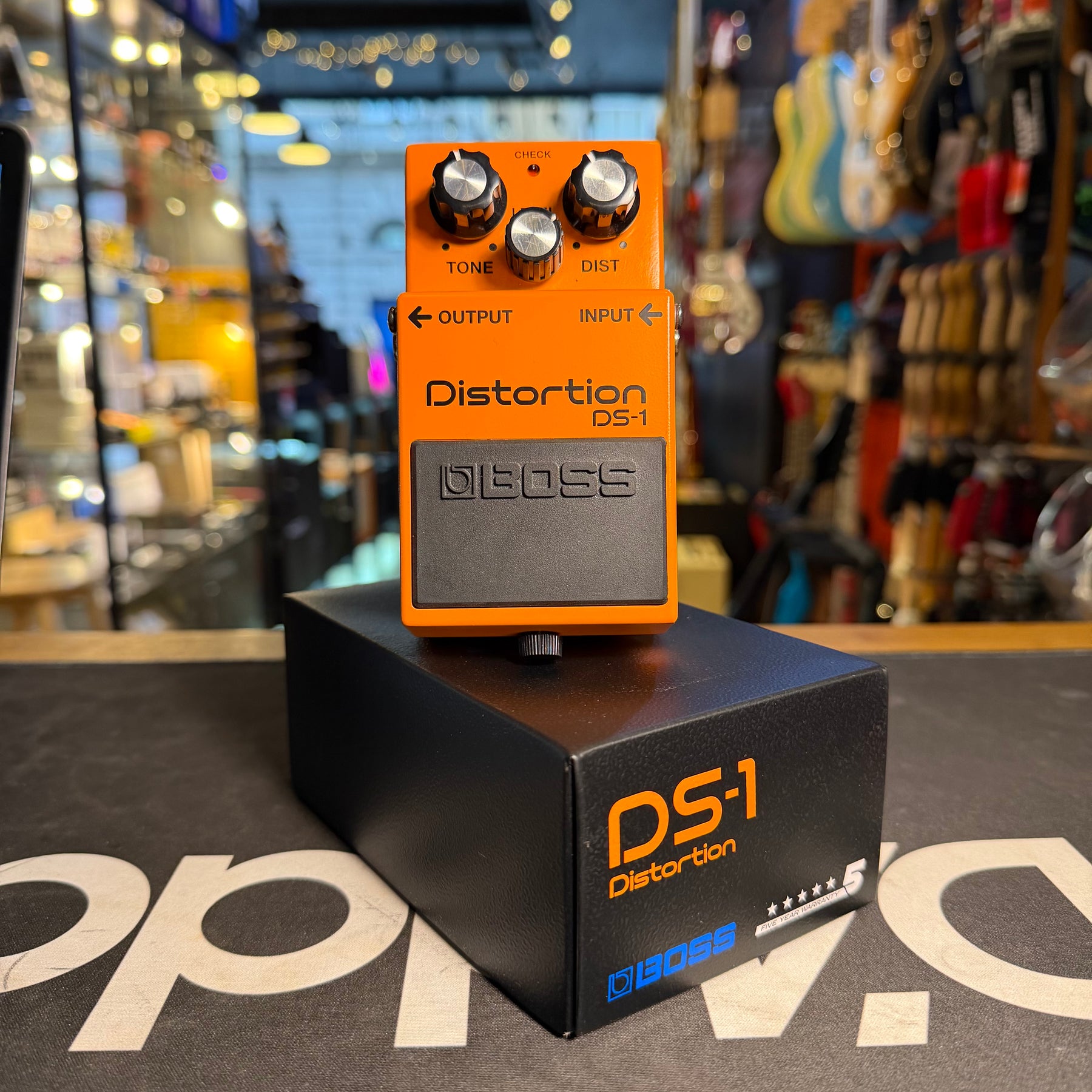 BOSS DS-1 Distortion Pedal - Preowned