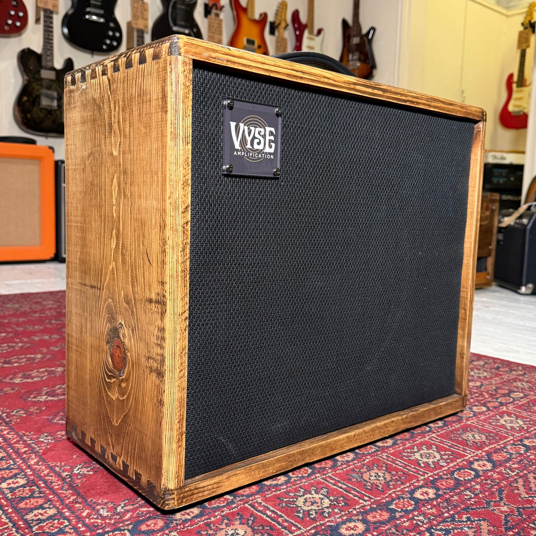 Vyse Amplification Bulldog - 15w Handwired Valve Combo Electric Guitar Amplifier