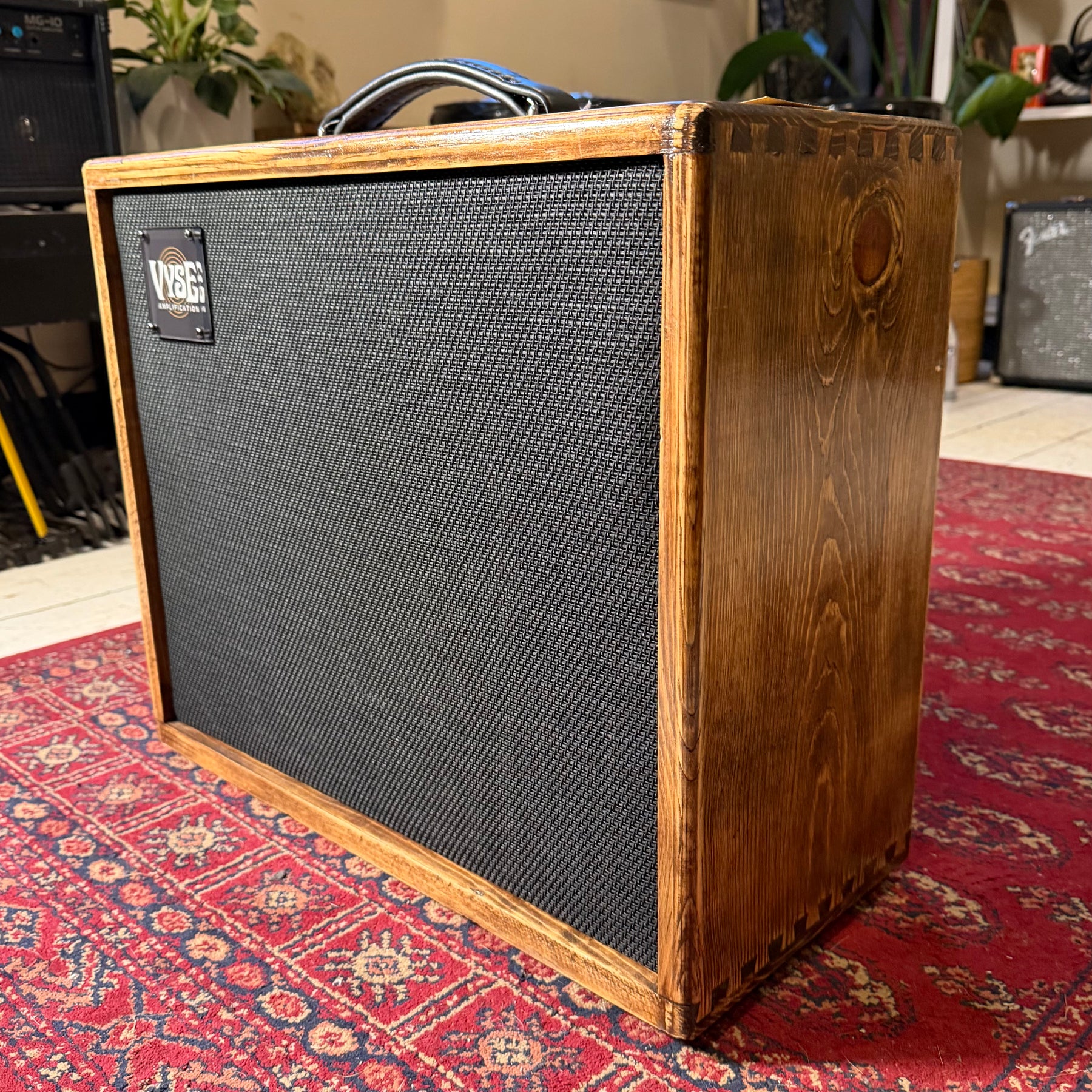 Vyse Amplification Bulldog - 15w Handwired Valve Combo Electric Guitar Amplifier