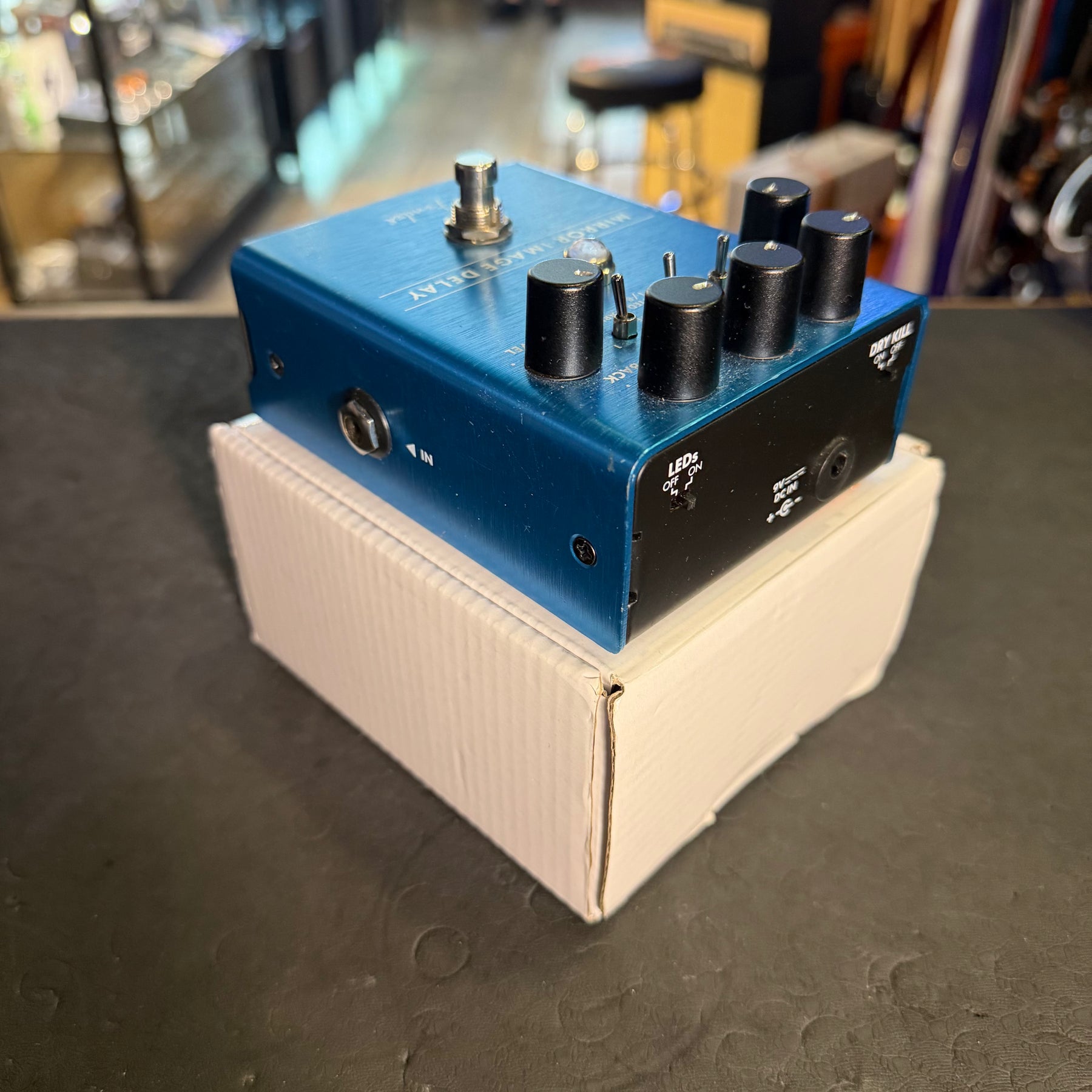 Fender Mirror Image Delay Effects Pedal - Preowned
