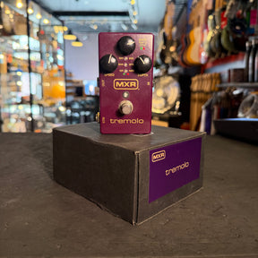 MXR M305G1 Tremolo Effects Pedal - Preowned