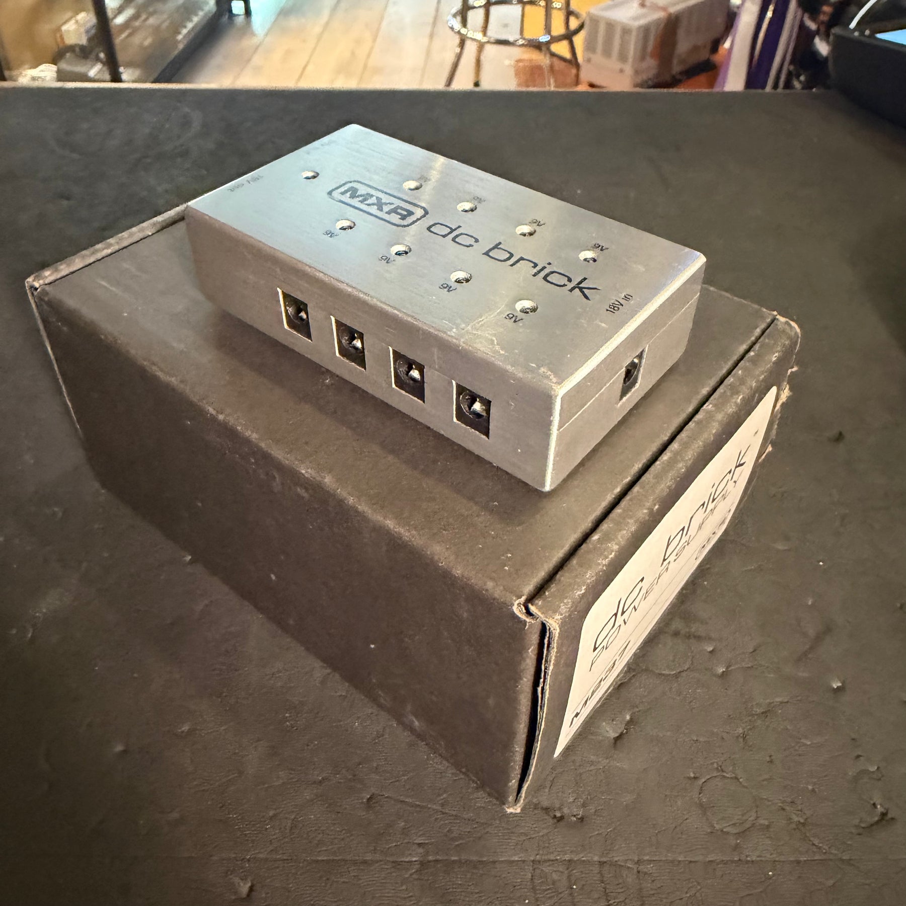 MXR DC Brick Power Supply - Preowned