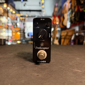 Mooer Trelicopter Tremolo Effects Pedal - Preowned